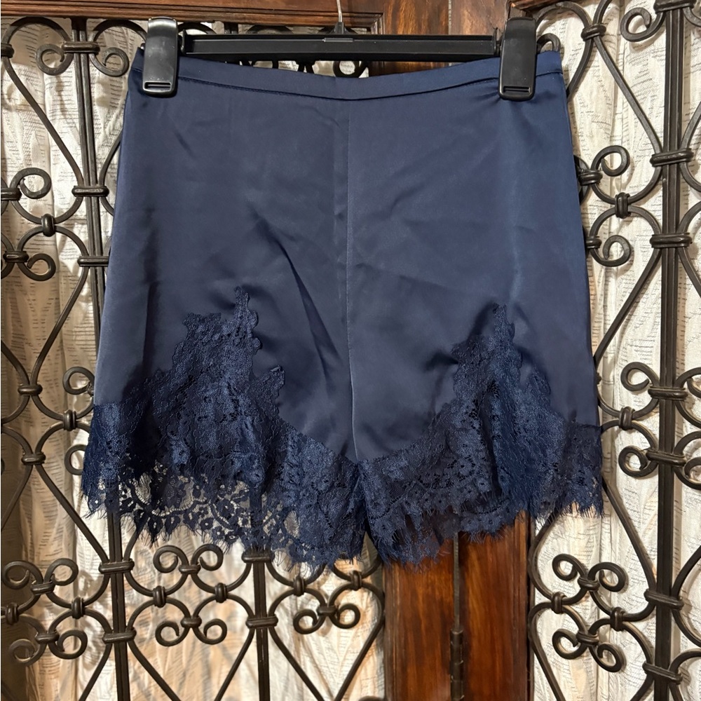 Elegant Navy Lace Trim Shorts